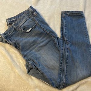 Gently Used American Eagle Jegging Jeans